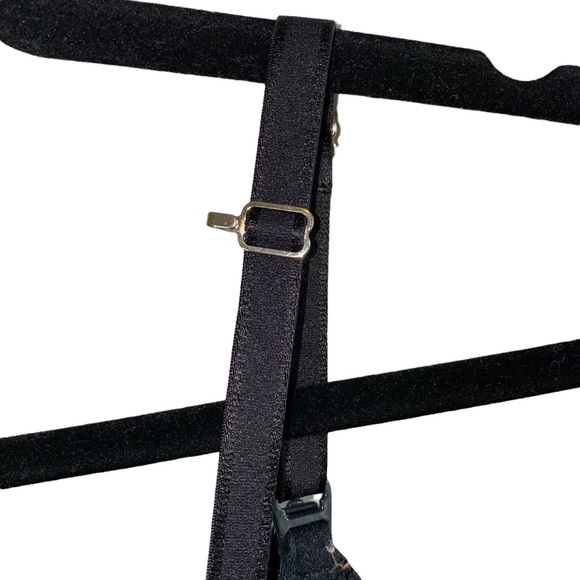 🎓 A Pea In the Pod Nursing Bra Black - Picture 4 of 8